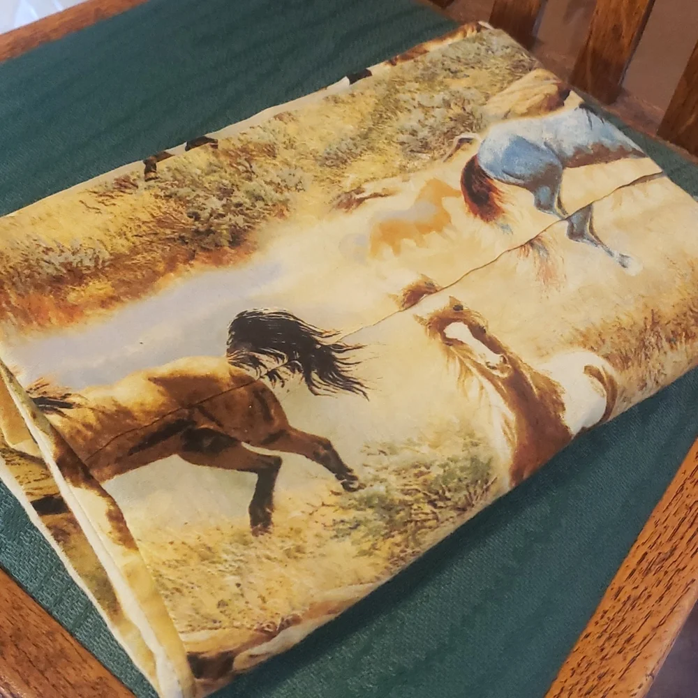 Wild Wings & Persis Clayton Weirs Horse Cotton Flannel Pillowcase
